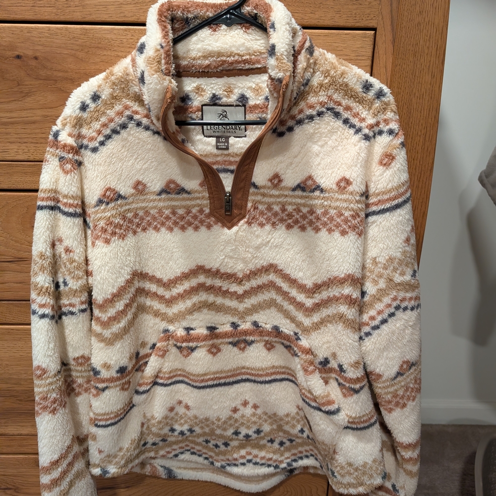 Legendary Whitetails Fleece Jacket - Picture 2 of 2